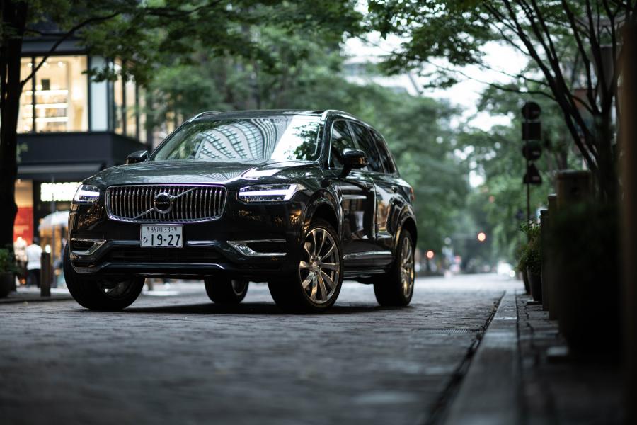  Volvo XC90 T8 Excellence 2015 года  (JP) (фото 5 из 16)